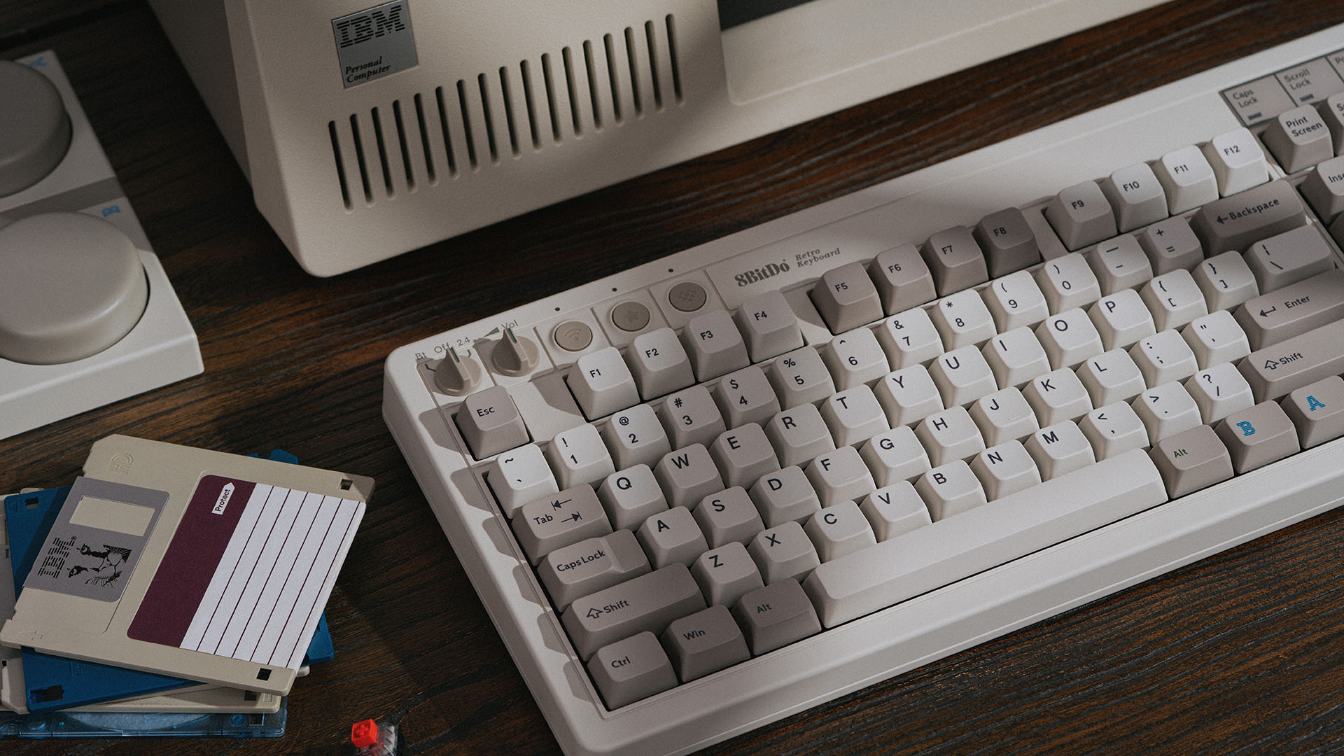 Retro 87 M 机械键盘