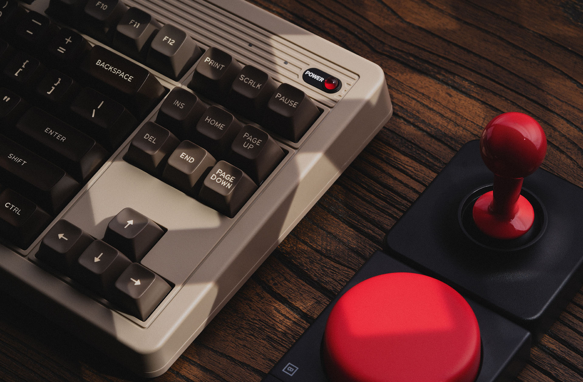 Retro 87 C64 机械键盘