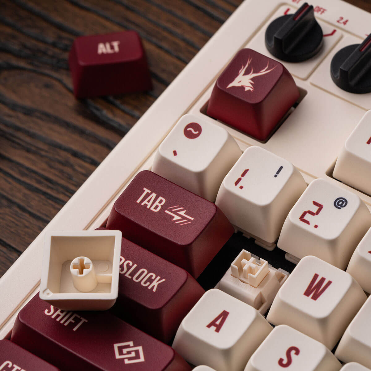 鹰角网络联名版