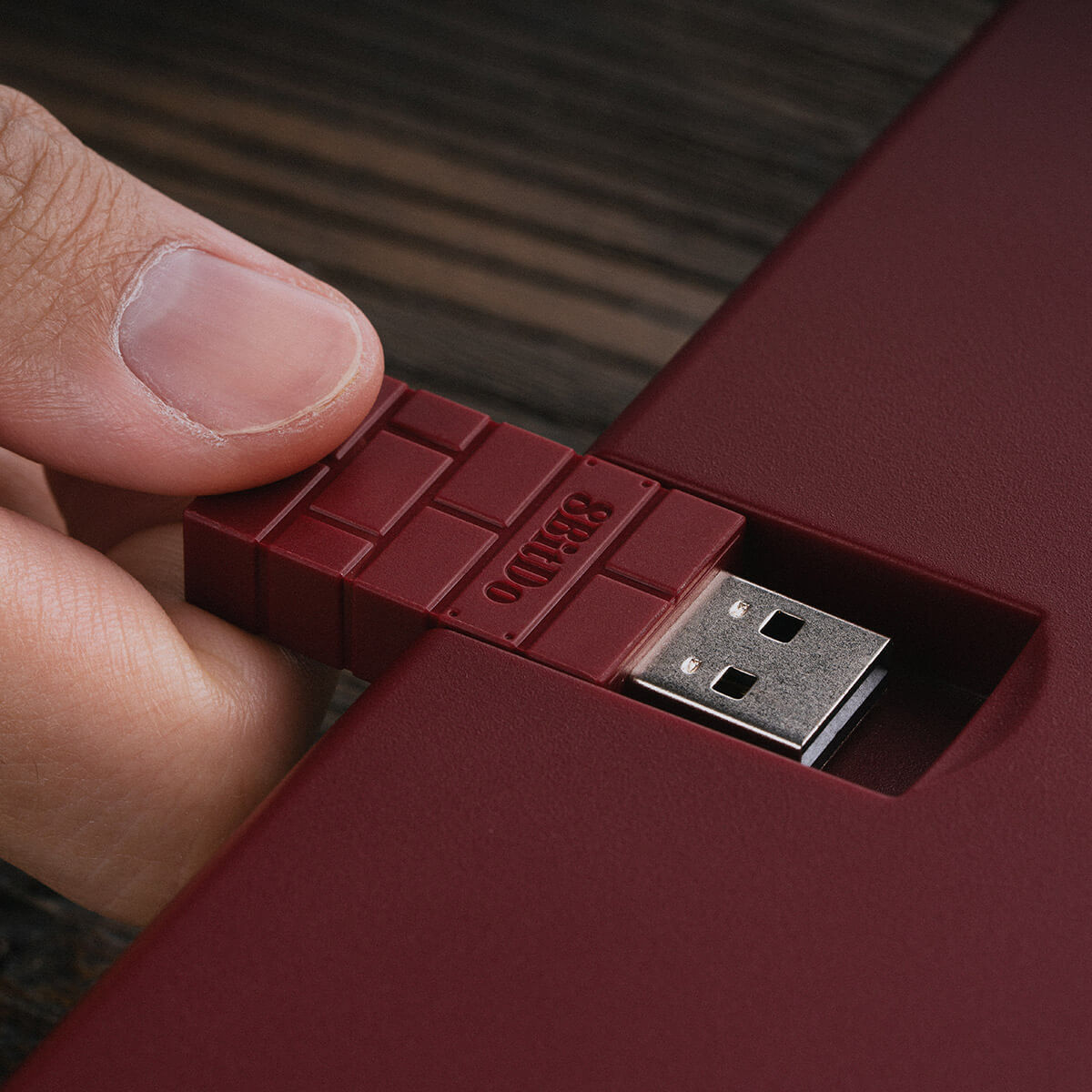 鹰角网络联名版